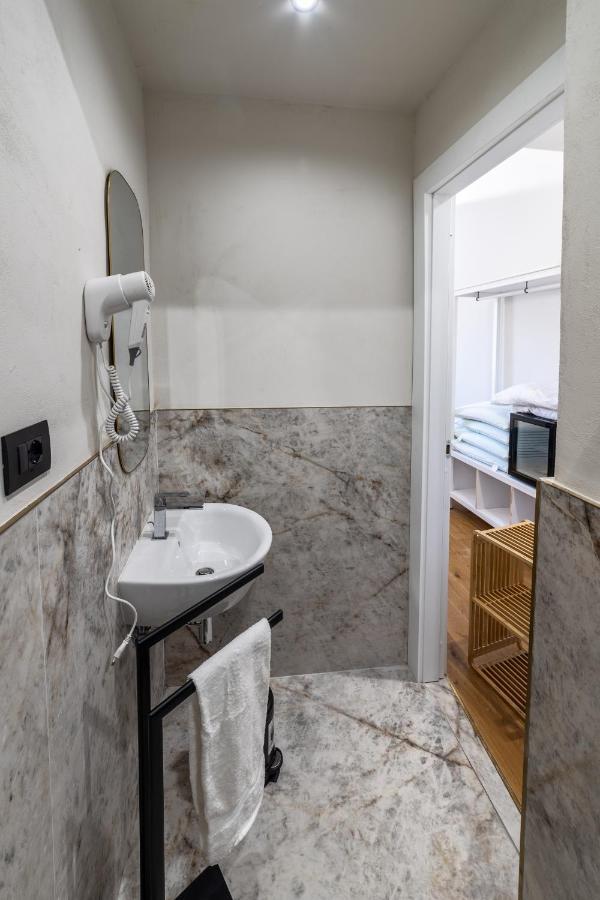 Leovinci Rooms Firenze Bagian luar foto